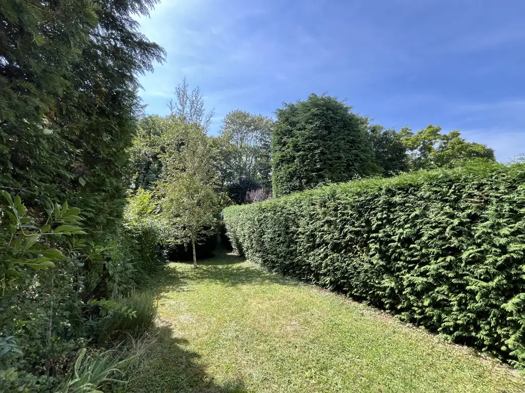 Exklusive Dachgeschosswohnung zwischen Schloss Hetzendorf und Schloss Schönbrunn
