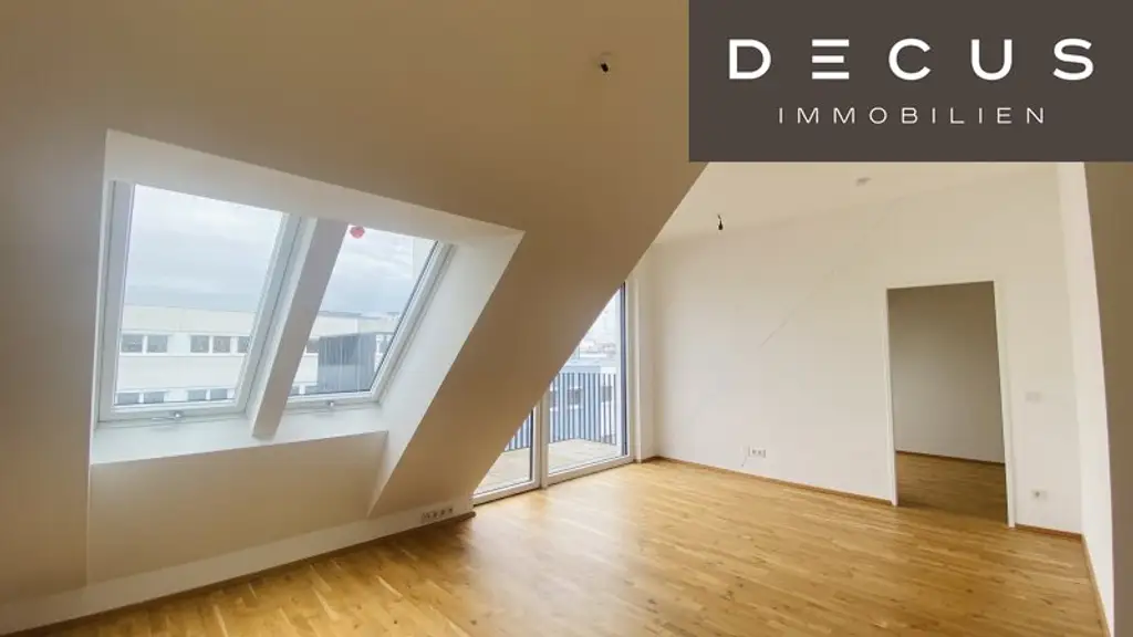 / BALKON / 3 ZIMMER / 2 BÄDER /  MODERNE ANLAGE / U-BAHN NÄHE