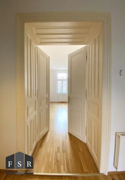 Wunderbare Altbau Wohnung in schöner Lage des 5. Bezirks + Allgemeingarten