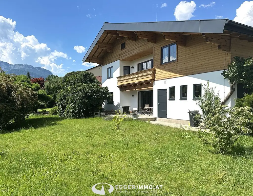 5760 Saalfelden: neu renoviertes Einfamilienhaus in zentraler, ruhiger Lage von Saalfelden mit 2 Wohneinheiten, unterkellert, 2 Garagen und großem Garten