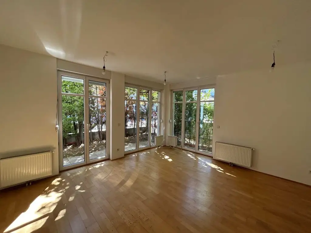 Herrliche 3-Zimmer-Gartenwohnung,  nahe Tiergarten Schönbrunn!