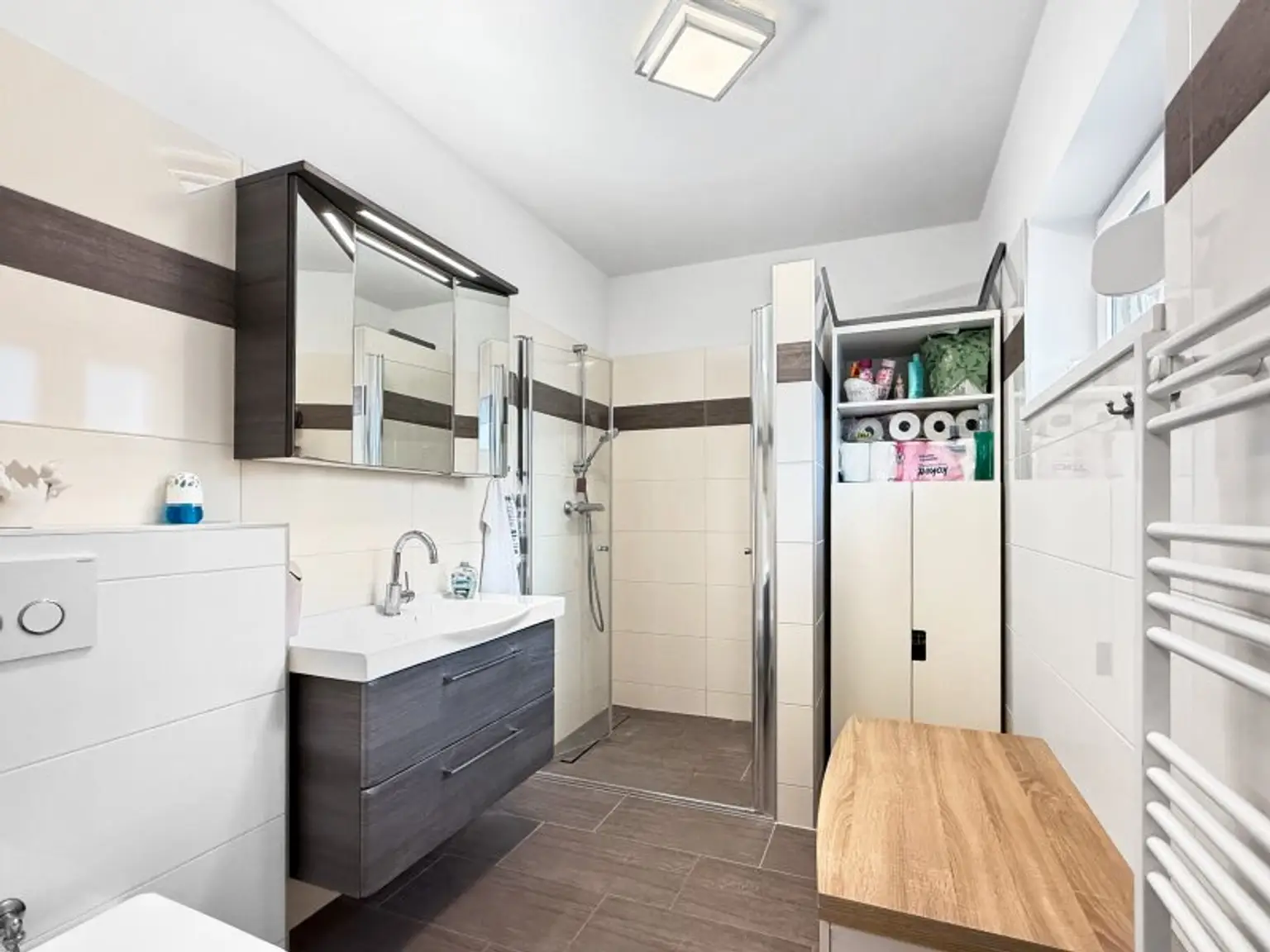 Badezimmer Erdgeschoss