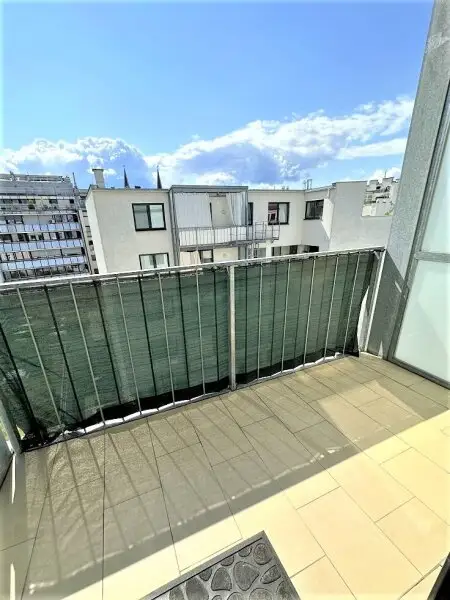 HUMBOLDTGASSE, U1 NÄHE, 76 m2 Neubau inkl. 4 m2 Loggia, Wohnküche, 2 Zimmer, gefördert, 2. Liftstock