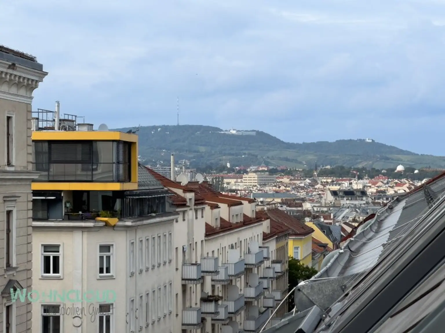 GLÜCKSRAUSCH IM DACHGESCHOSS