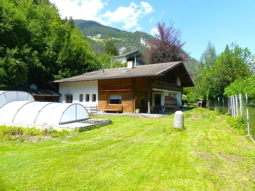 Waldchalet Pfunds - provisionsfrei - inmitten der atemberaubenden Berglandschaft Tirols