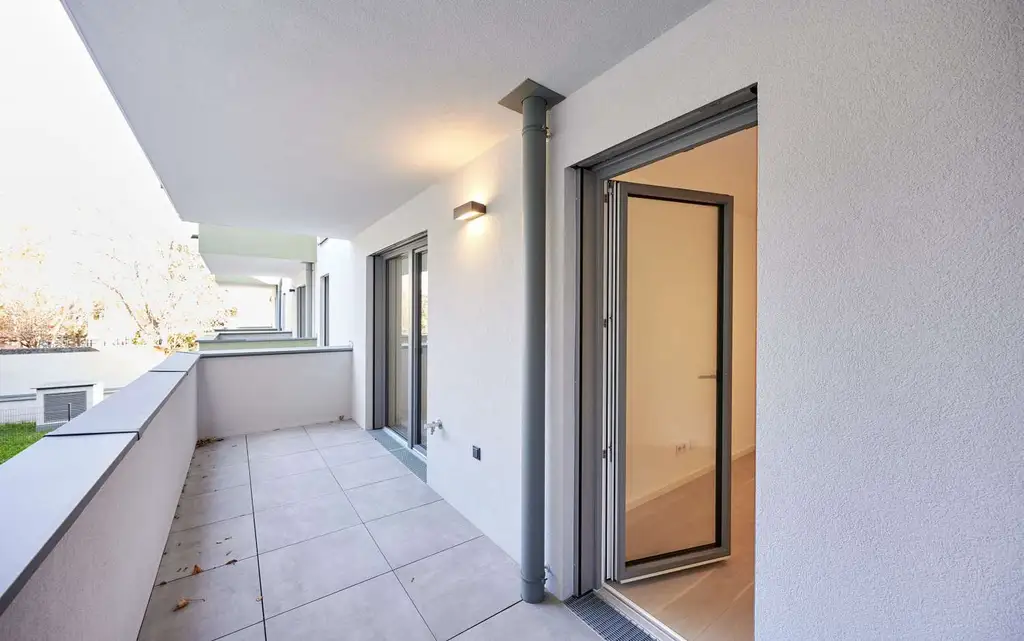 Ihr Rückzugsort im Grünen – charmante 3-Zimmer-Wohnung nahe der Donau!
ERSTBEZUG!