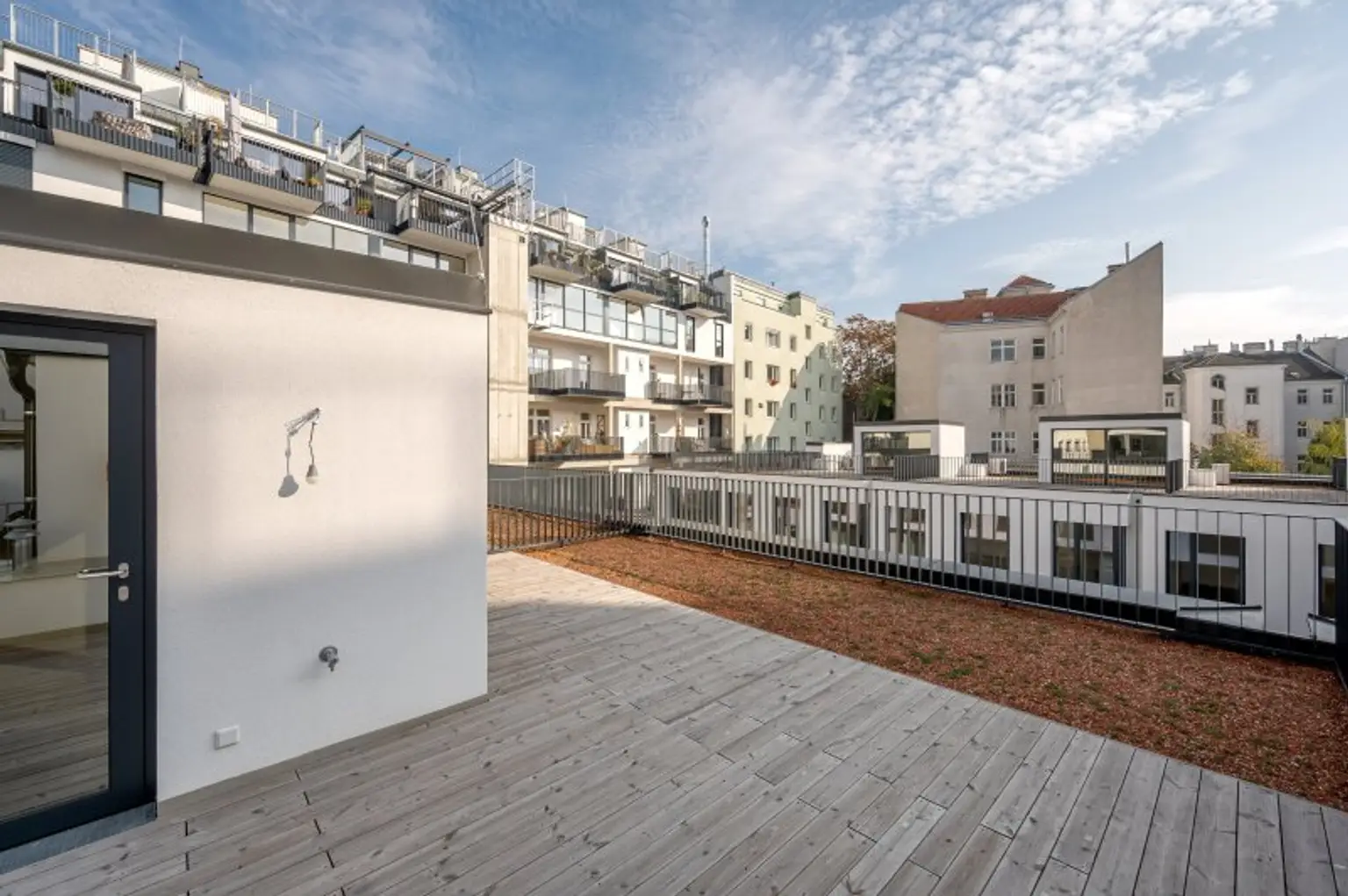 ***NEU***Townhouses in bester Lage mit Garten und Dachterrasse!