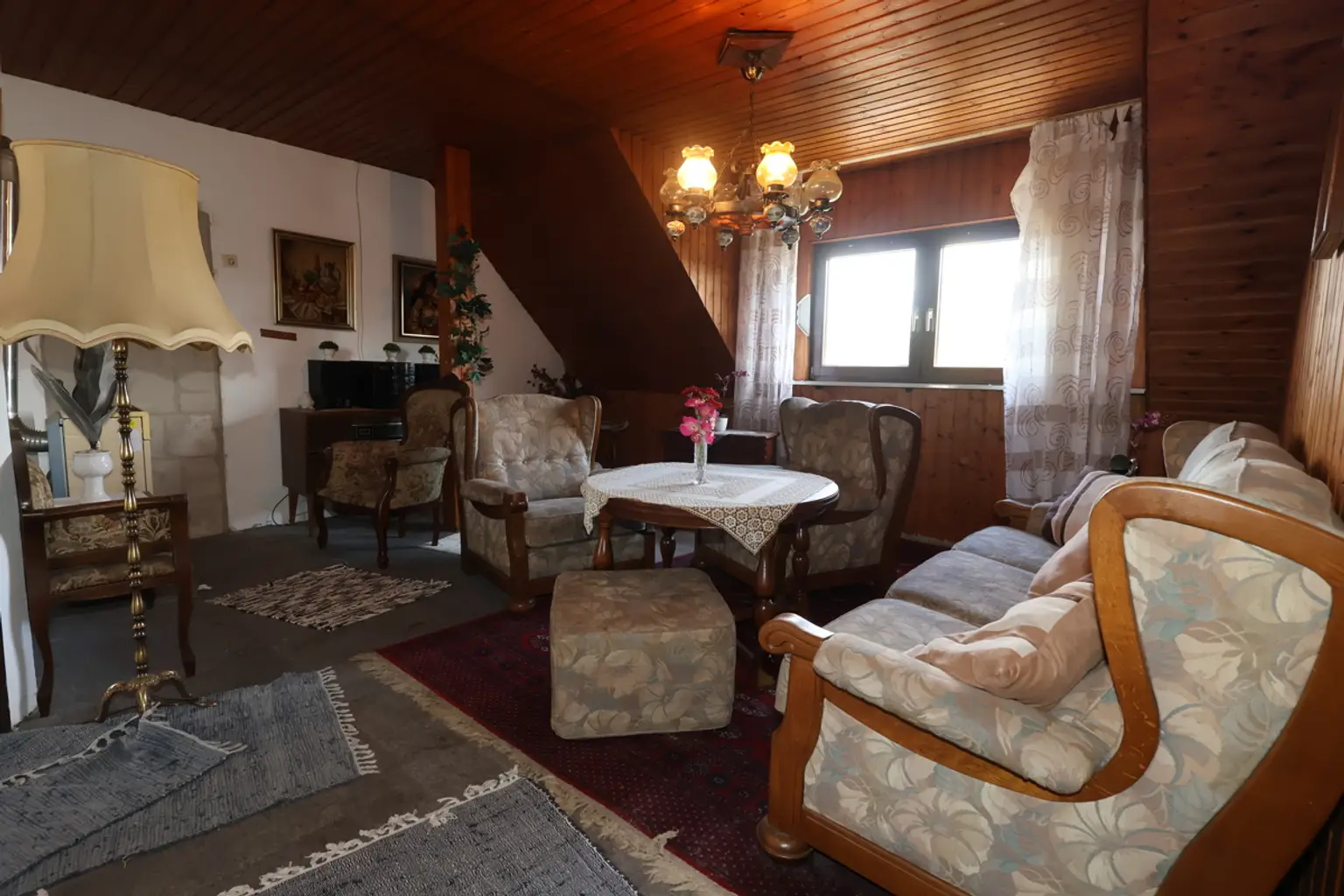 Wohnzimmer DG