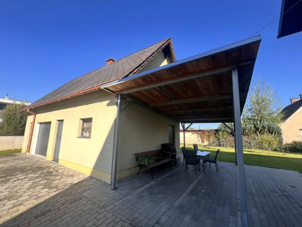 "sonnige Lage - schöner Garten" - Wohnhaus mit Charme in Bestlage