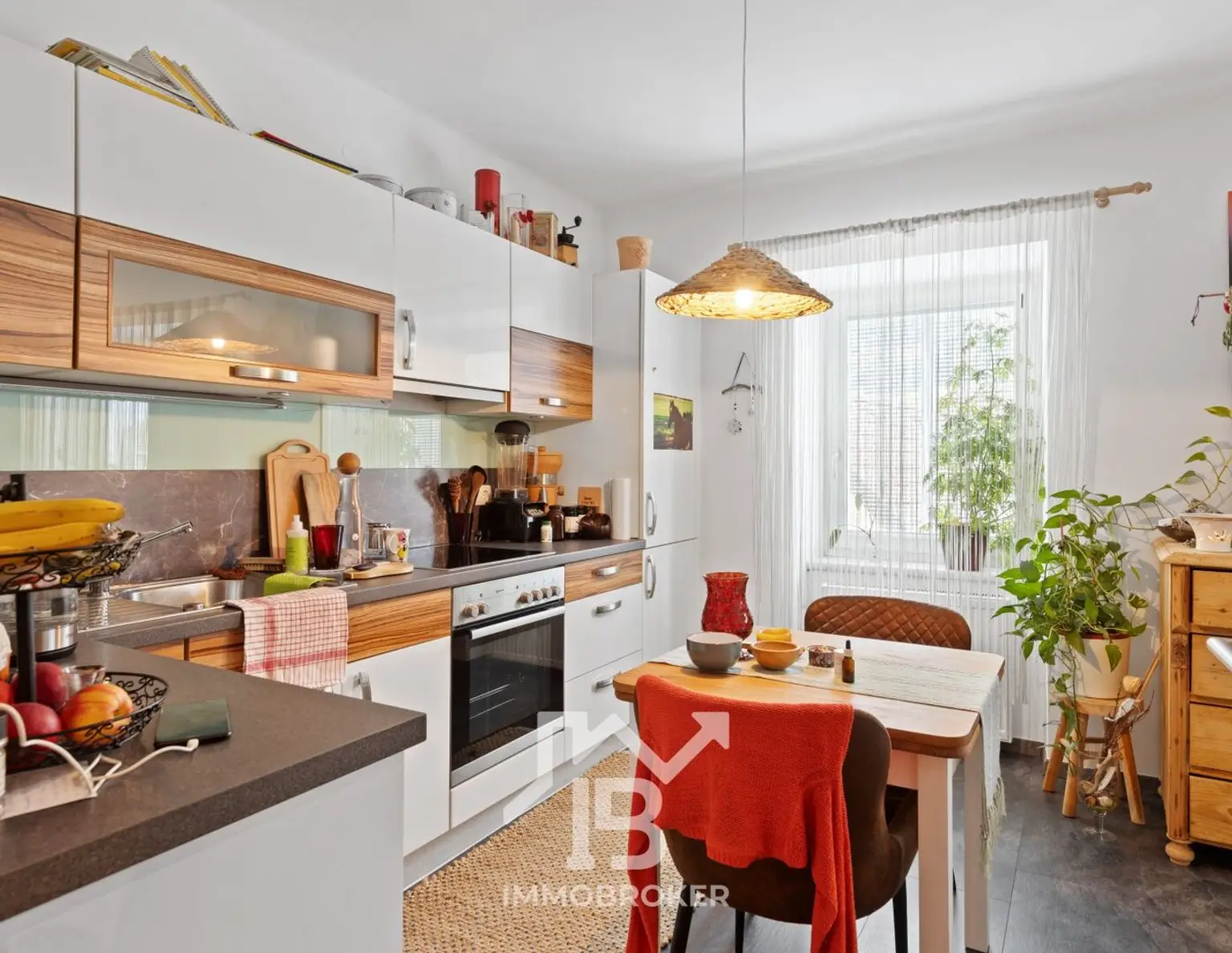 Mehrparteienhaus mit Donaupanorama - Rendite sichern und/oder selbst nutzen