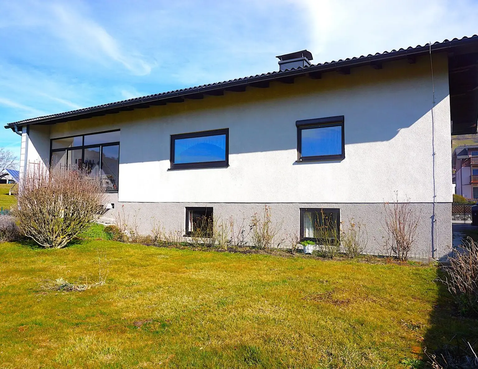 Charmanter Bungalow in Mondsee-Schlössl - Wohnen in Top-Lage mit Potential !