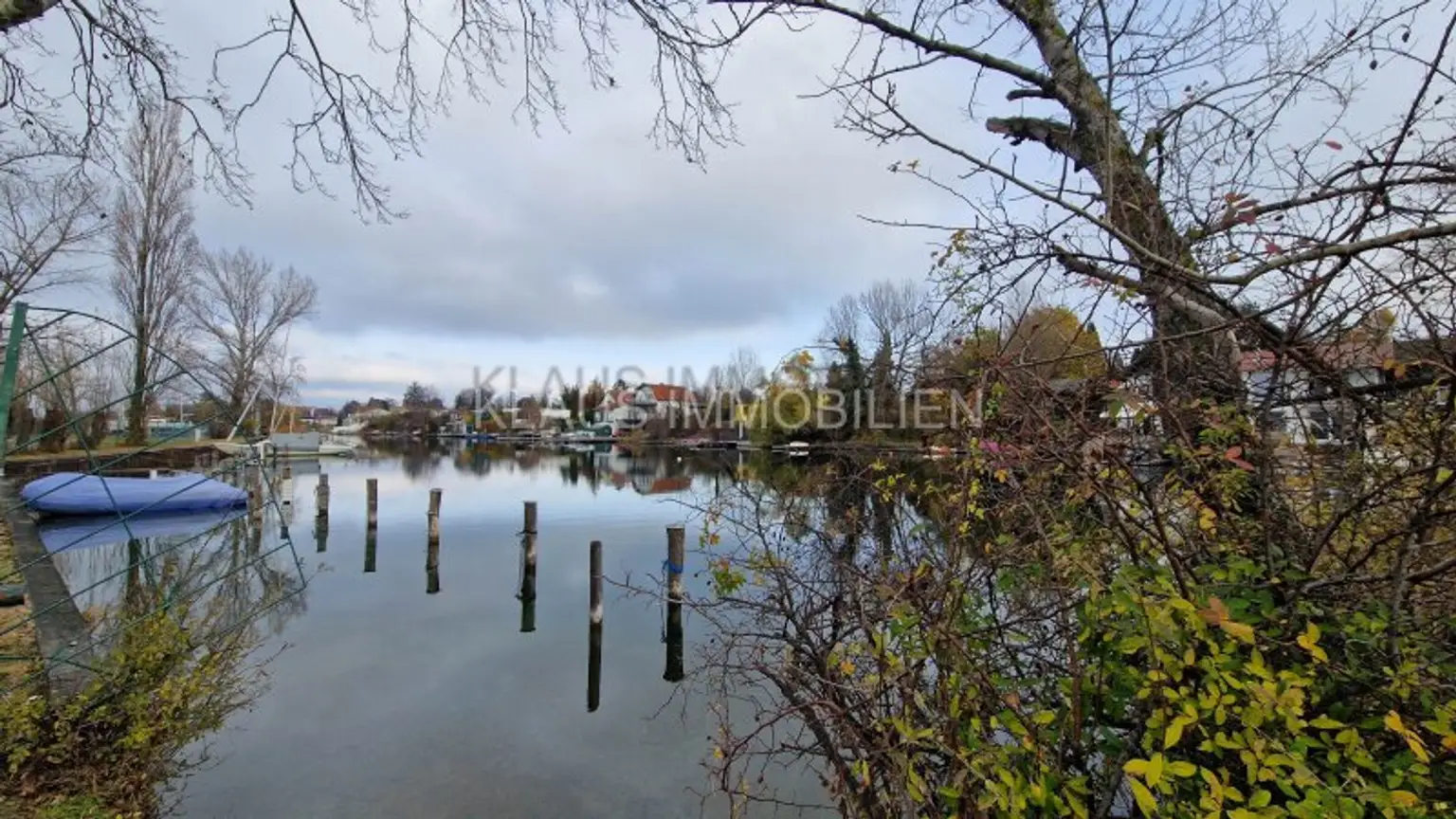 in Vorbereitung! Bungalow mit Seezugang, Neufelder See