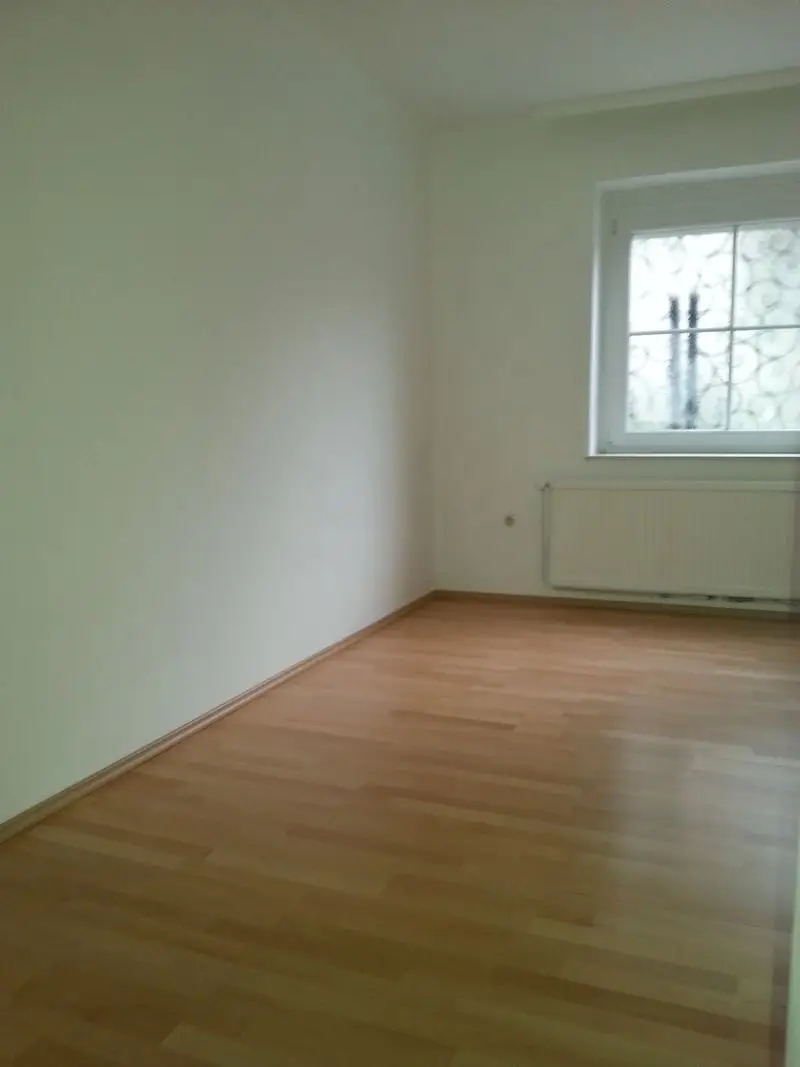 Traumhaftes Mehrfamilienhaus in Mistelbach – 3 Wohneinheiten, top gepflegt, mit Stadtblick und Weinkeller!