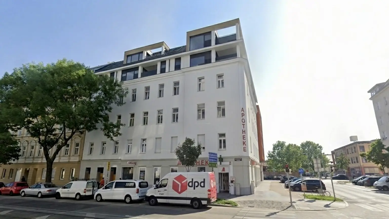 Moderne Dachgeschosswohnung mit Balkon in Brigittenau