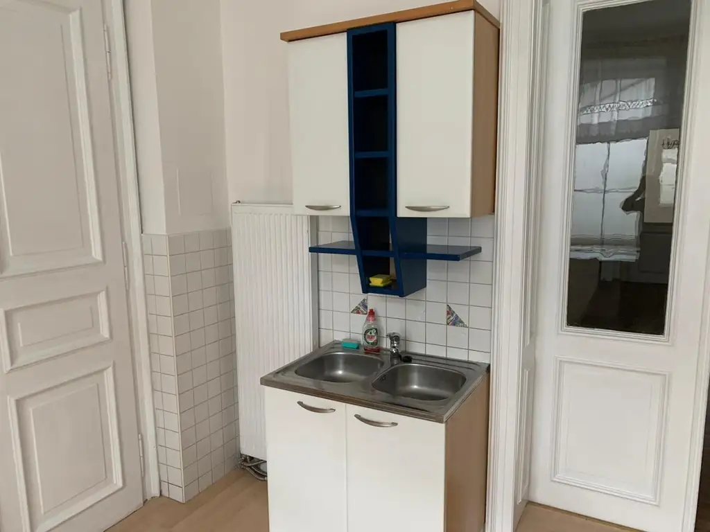 Große Wohnung im Ortszentrum (WG geeignet)