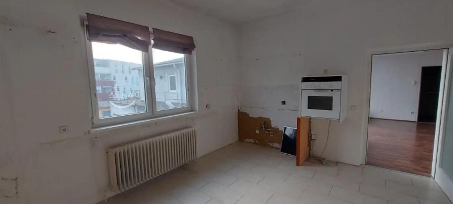 Flexible Gewerbeeinheit in zentraler Lage