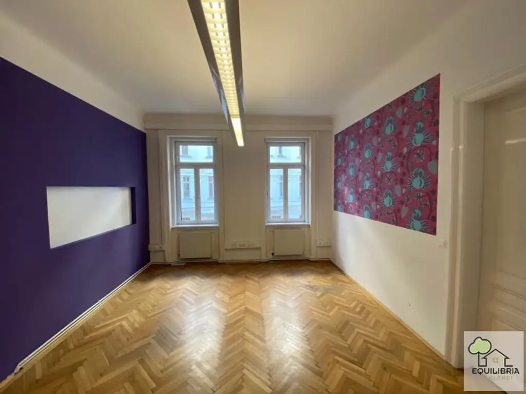 MODERNES ALTBAUBÜRO IN ZENTRALER LAGE