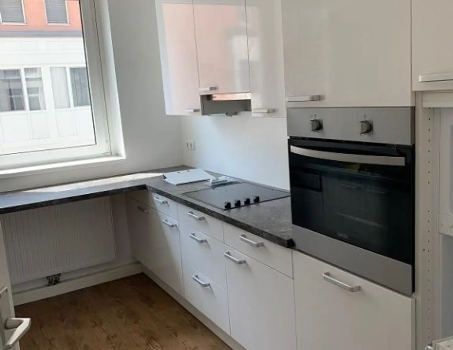Linz/Stadt: Mietwohnung ca. 81,4 m² Wfl + BALKON in der Schubertstraße (WG-geeignet)