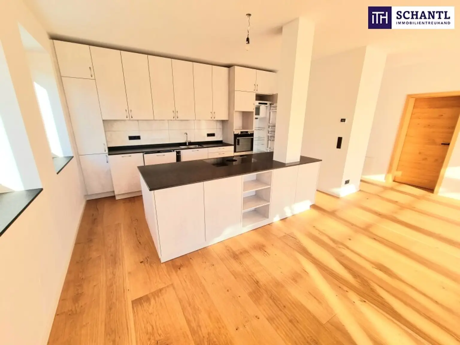 Fantastische 4-Zimmer Gartenwohnung! Mehr Natur. Mehr Ruhe. Mehr Grün. WOW! Riesiger Garten + Herrliche Terrasse + Lichtdurchfluteter Wintergarten + Stellplatz! Jetzt zugreifen!