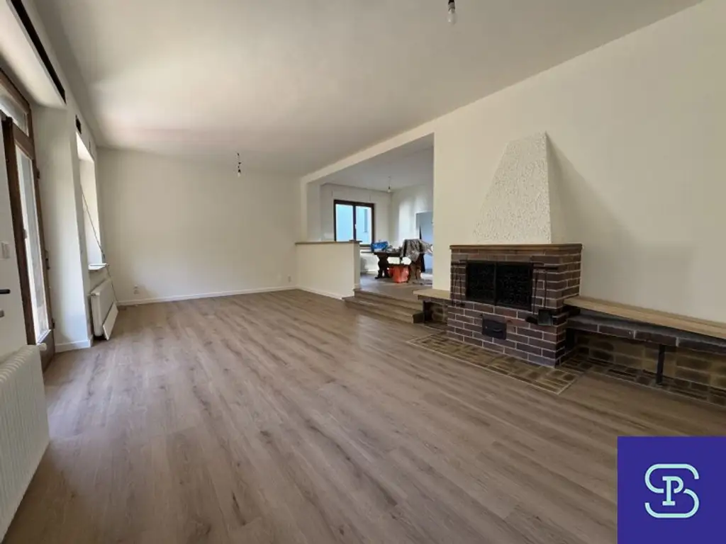 Provisionsfrei: Renoviertes 160m² EFH + 80m² Keller und wunderschönem Garten in Top-Grünlage - 1130 Wien