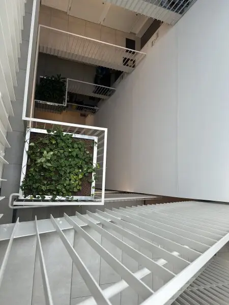 Coole 2-Zimmer-Wohnung mit 2 Mega Terrassen, Top Infrastruktur. Im Zentrum von Eisenstadt.