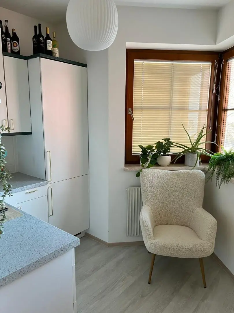 Schöne 3-Zimmer Mietwohnung mit Balkon und überdachtem Autoabstellplatz