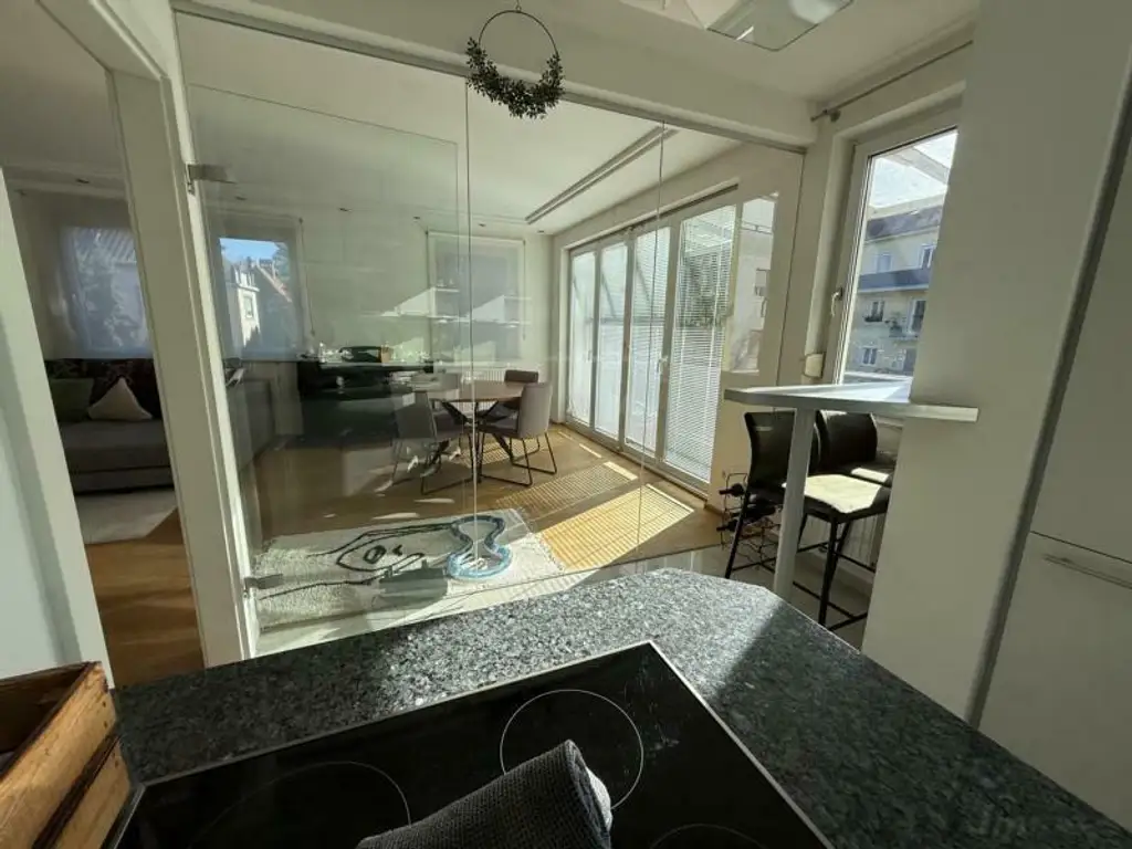 **Schick zw. Botanischem Garten & UNI** Balkon & Dachterrasse**Klimaanlage**TG-Platz**sonnige Ruhelage**