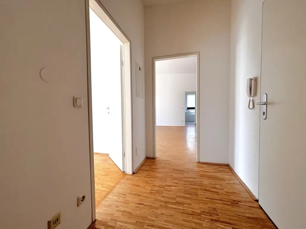 Barrierefreie 4 Zimmer Wohnung mit 2 Terrassen - heller, großzügiger Grundriss