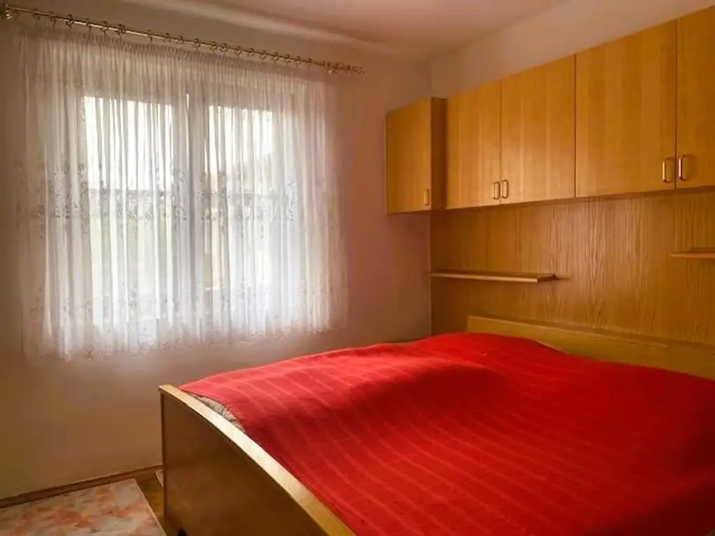 Familienwohnsitz inkl Baulandreserve! Grünoase mit Nebengebäude!