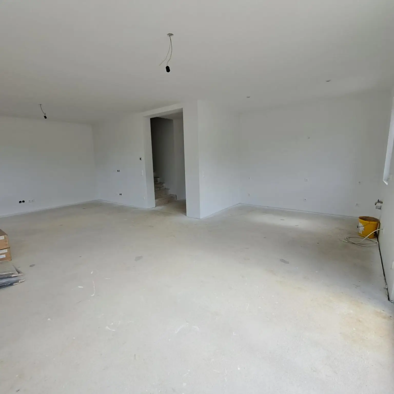 Neubau-Doppelhaus-Hälfte mit 4 Schlafzimmern!