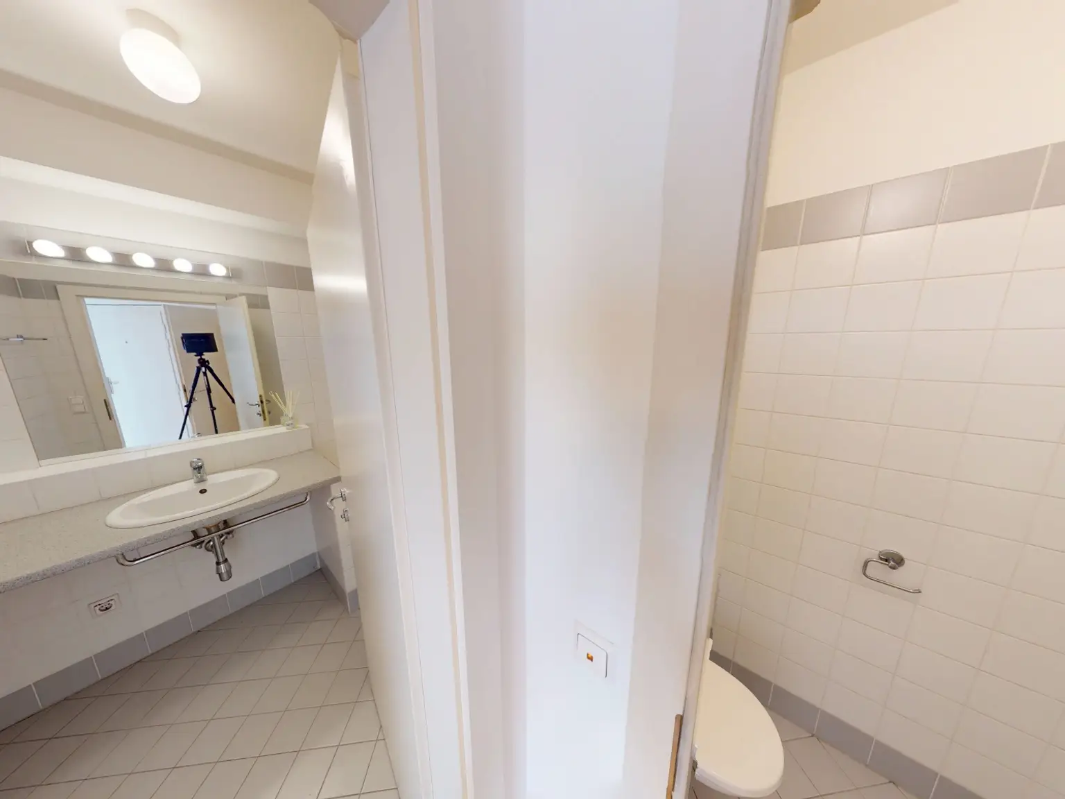 Bad und Toilette