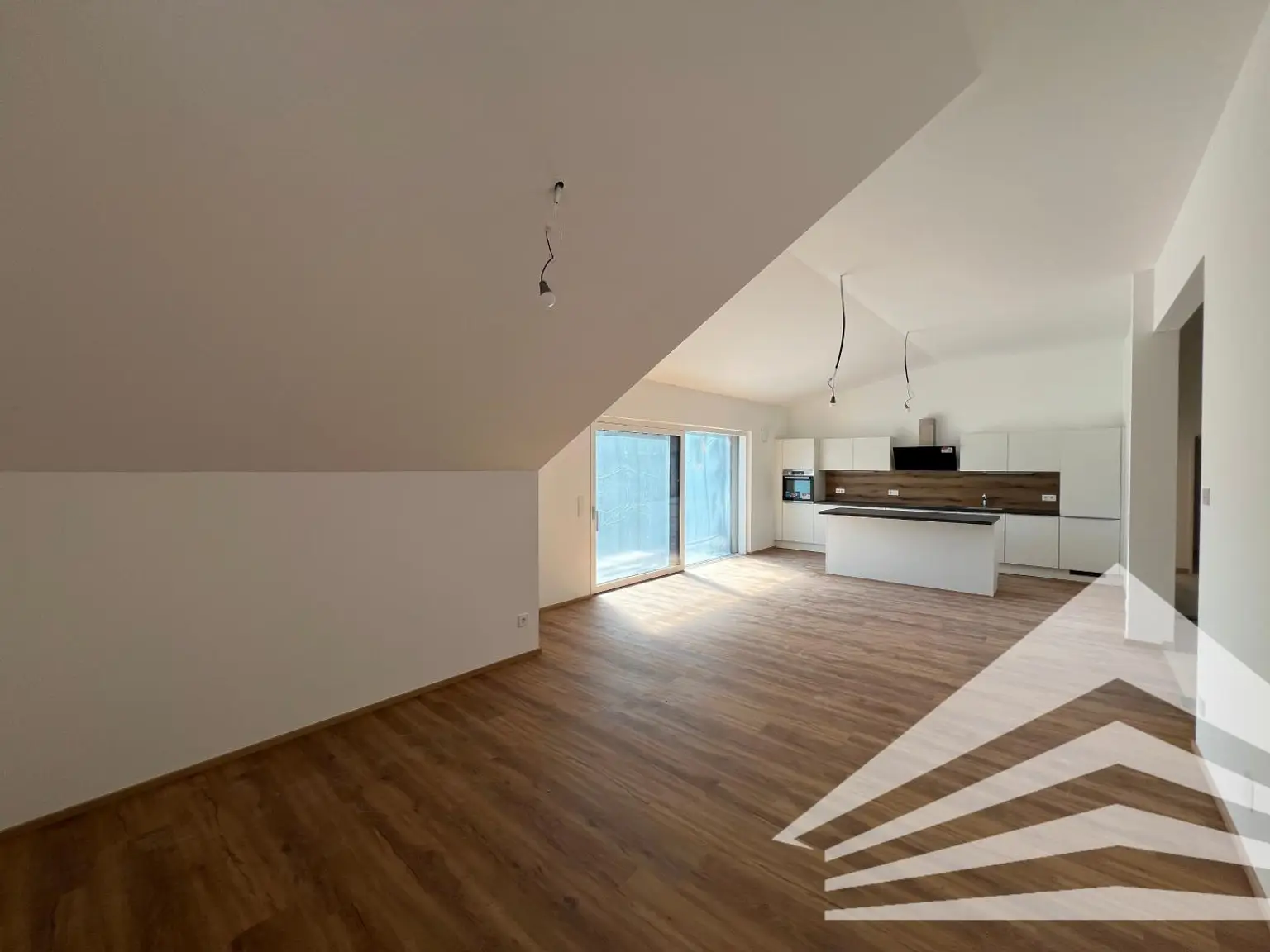 Außergewöhnliches 4-Zimmer Penthouse mit großem Balkon in Puchenau!