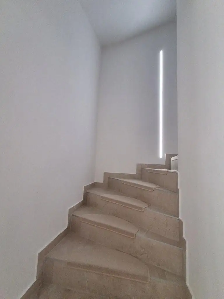 "Topmodern-ausgestattete Doppelhaushälfte nahe U1 Leopoldau"