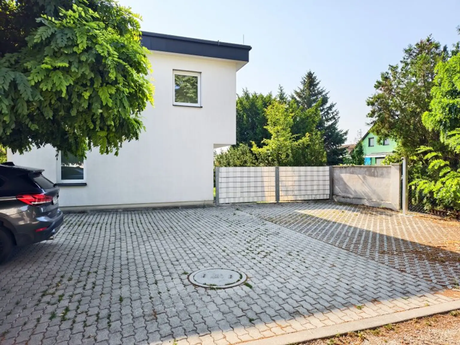 Außenansicht straßenseitig