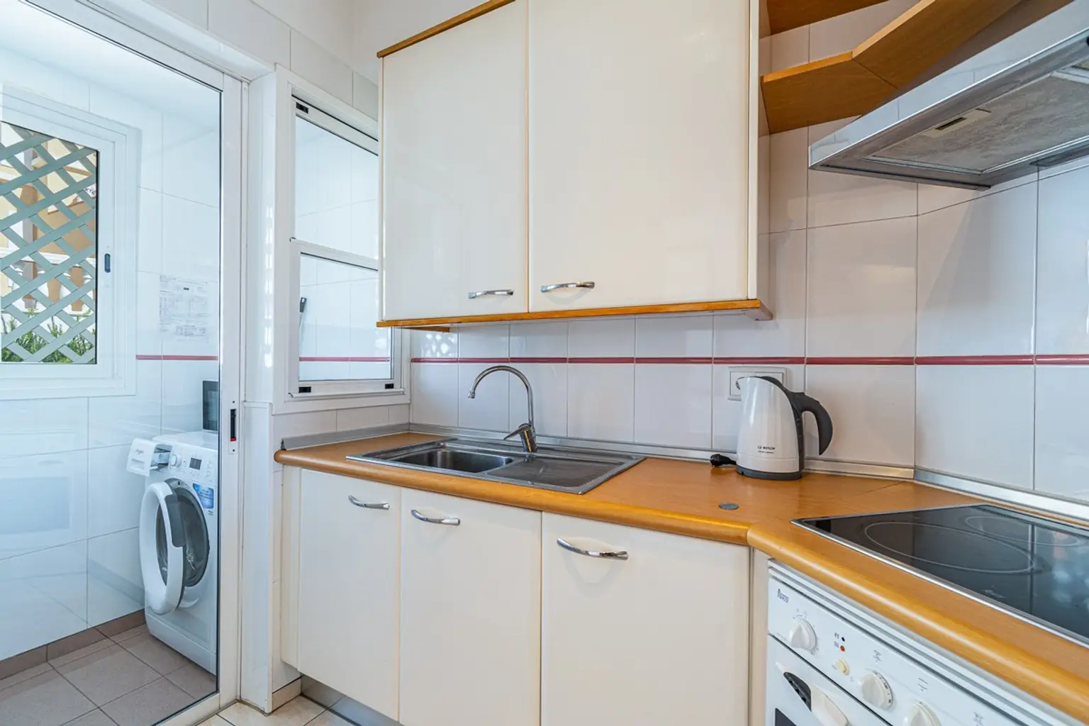 Apartment-Veril-del-Duque-Kitchen-Costa-Adeje-Tenerife-4