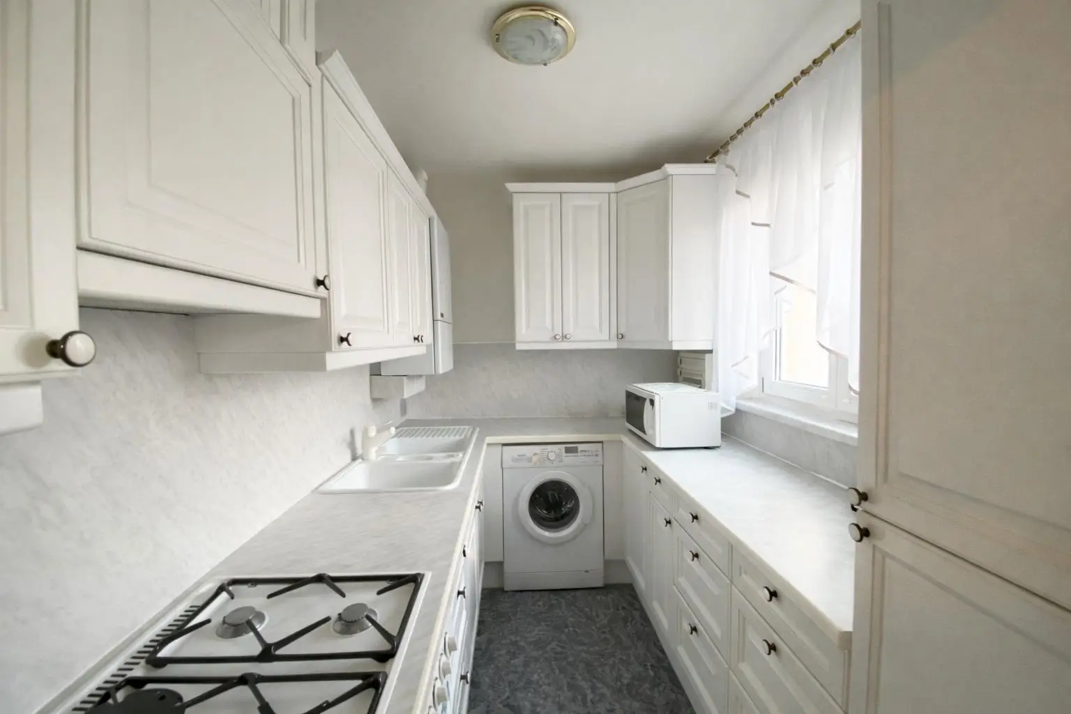 Küche_ki bearbeitet