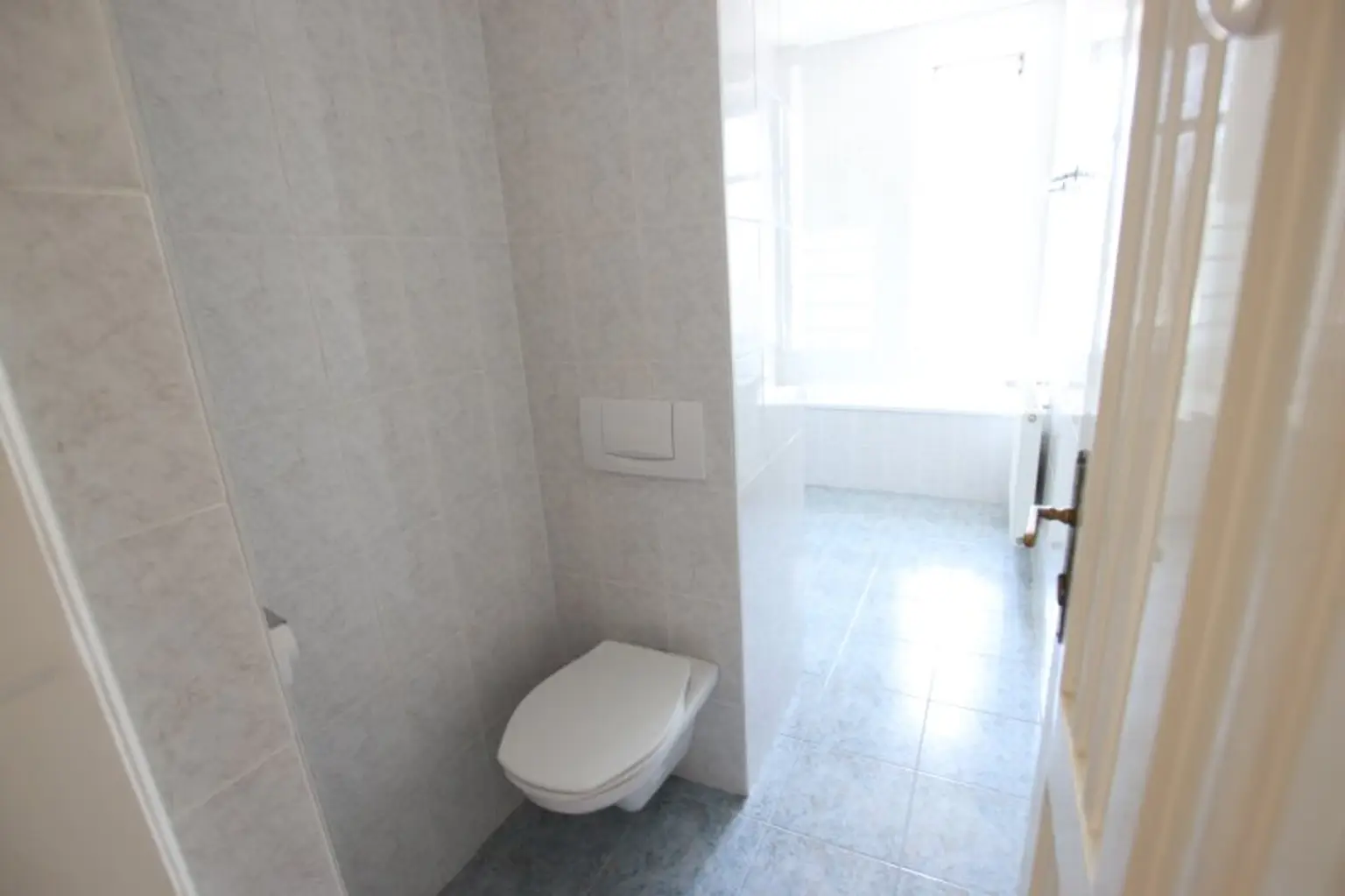 Tolle, sanierte 101m² - 4 Zimmer Altbauwohnung in der Mariannengasse - City