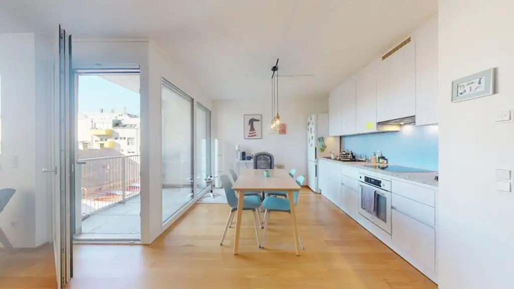 4.OG - KFZ Stellplatz - Neuwertig