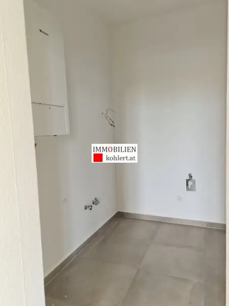 GELEGENHEIT, 3-ZIMMERWOHNUNG MIT FERNBLICK UND ZENTRALE LAGE