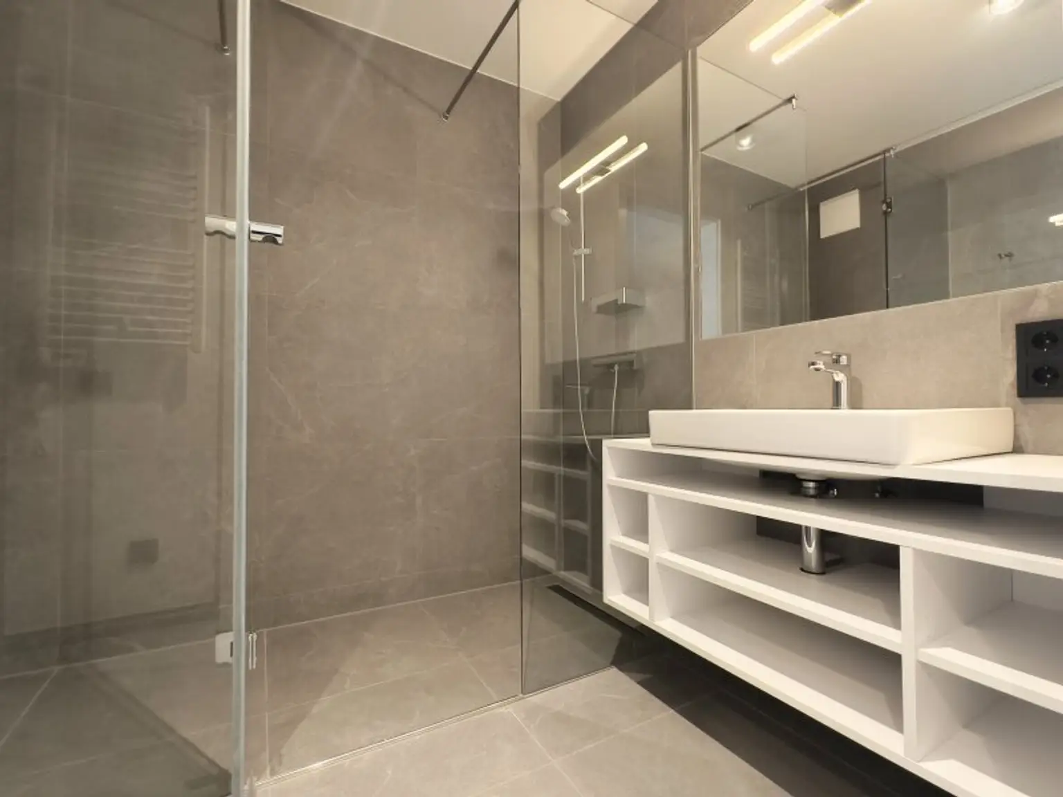 Moderne 2-Zimmer-Wohnung mit großzügiger Terrasse (29,05 m²) und stilvoller Ausstattung