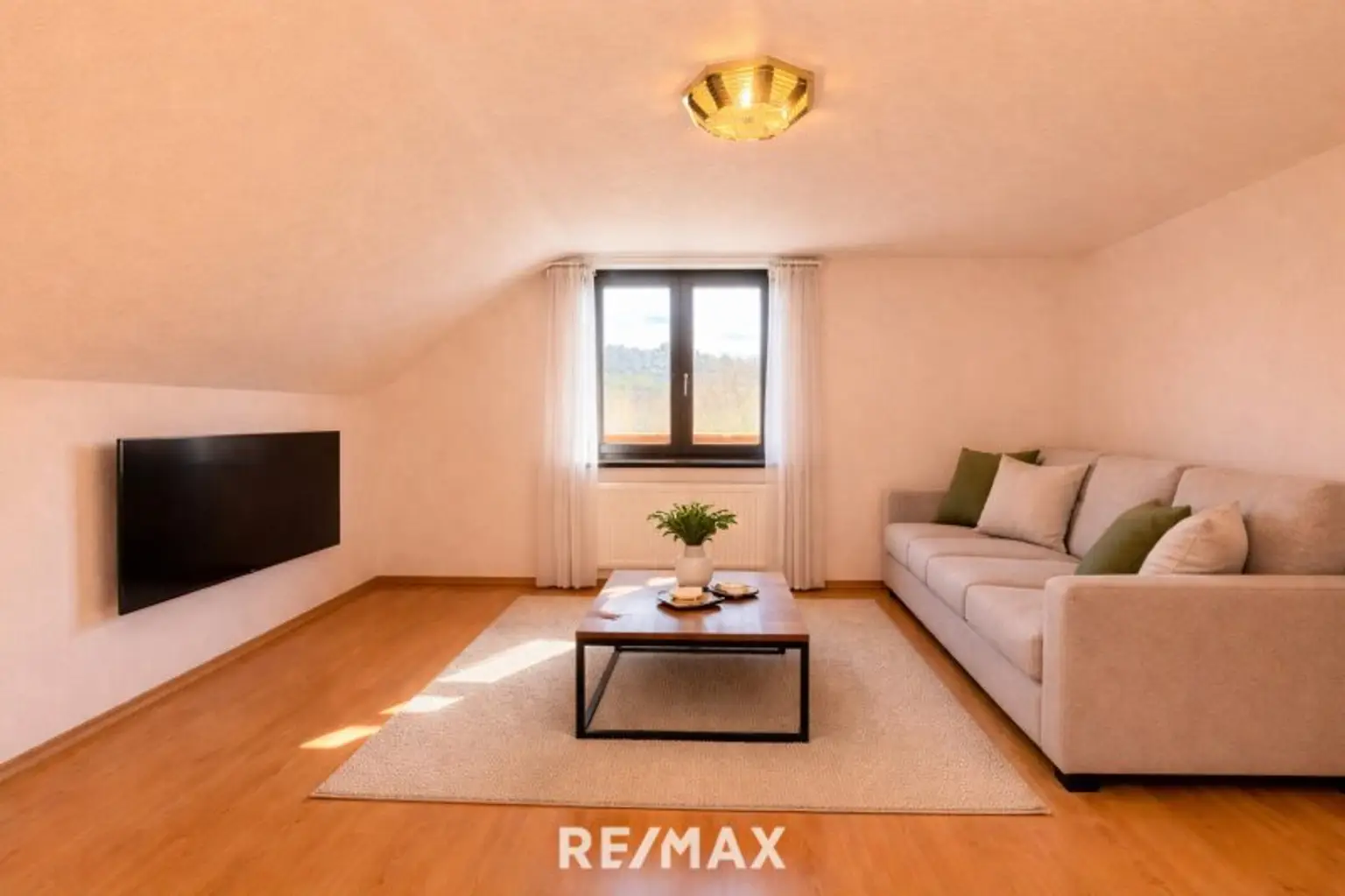 Wohnzimmer (virtuell eingerichtet)