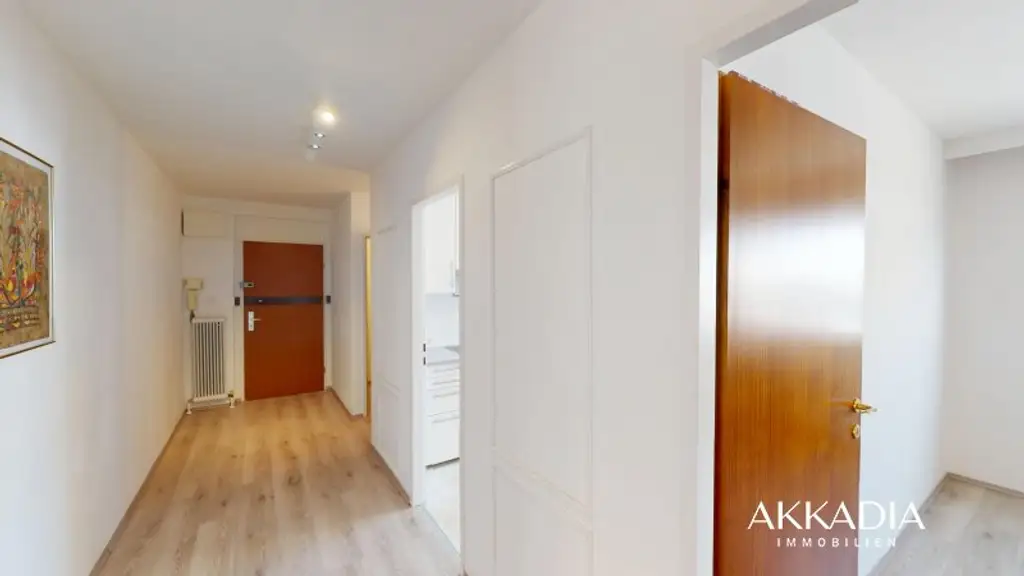 Gepflegte Neubauwohnung mit Loggia
