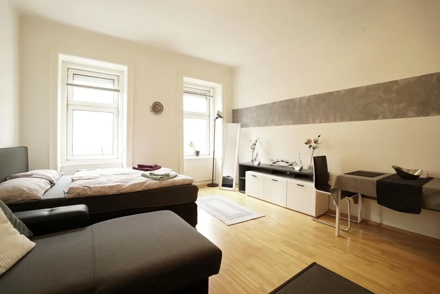 ALLES INKLUSIVE VOLLMÖBLIERT - Zwischenmiete 02.01.-31.03.2026 (3M.) Single-/Pärchenwohnung