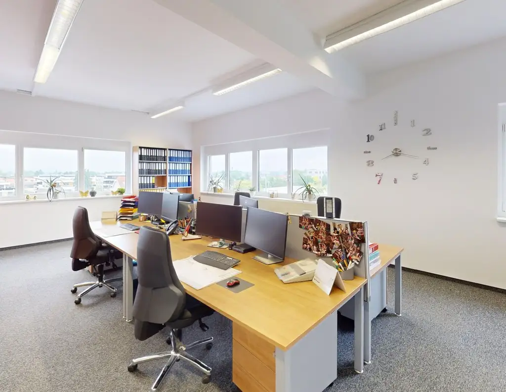 KINDERMANNZENTRUM- Modernes Büro in Leibnitz: Neuwertig, top ausgestattet, ideal für Ihre Firma
