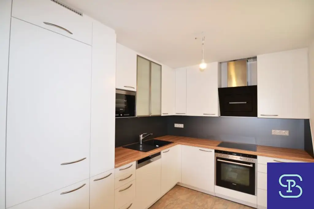 Sanierte 109m² DG-Wohnung mit Galerie Nahe Lainzer Tiergarten - 1130 Wien