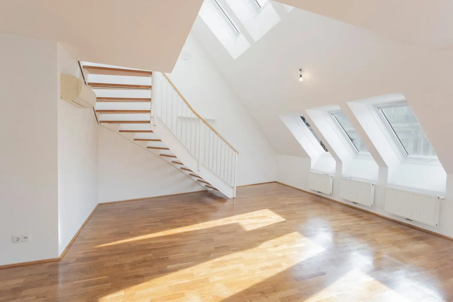 4-Zimmer Maisonettewohnung mit Dachterrasse in 1070 Wien zu mieten