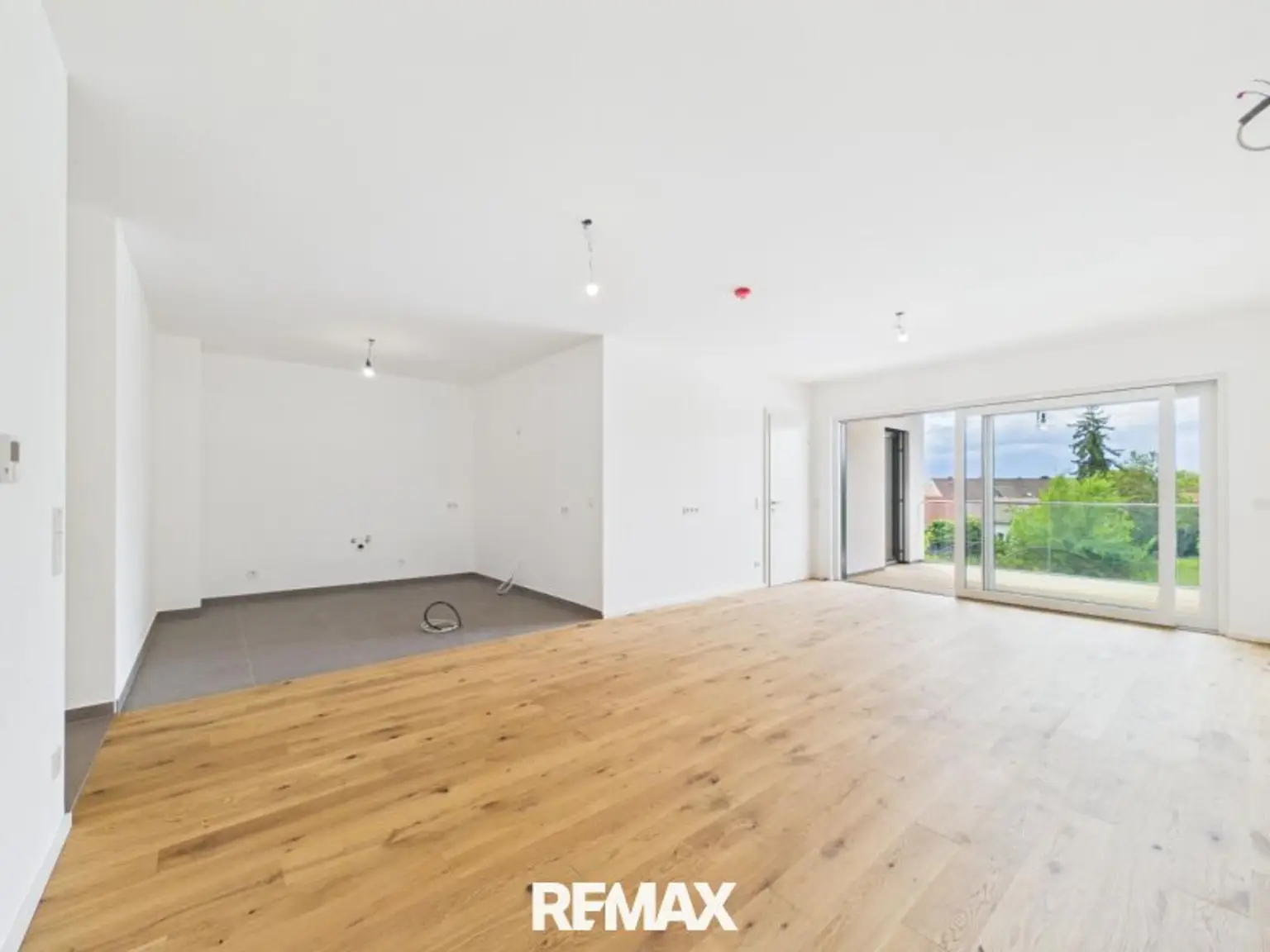 Apartment Neusiedl/See-Wohn-/Esszimmer/Küche