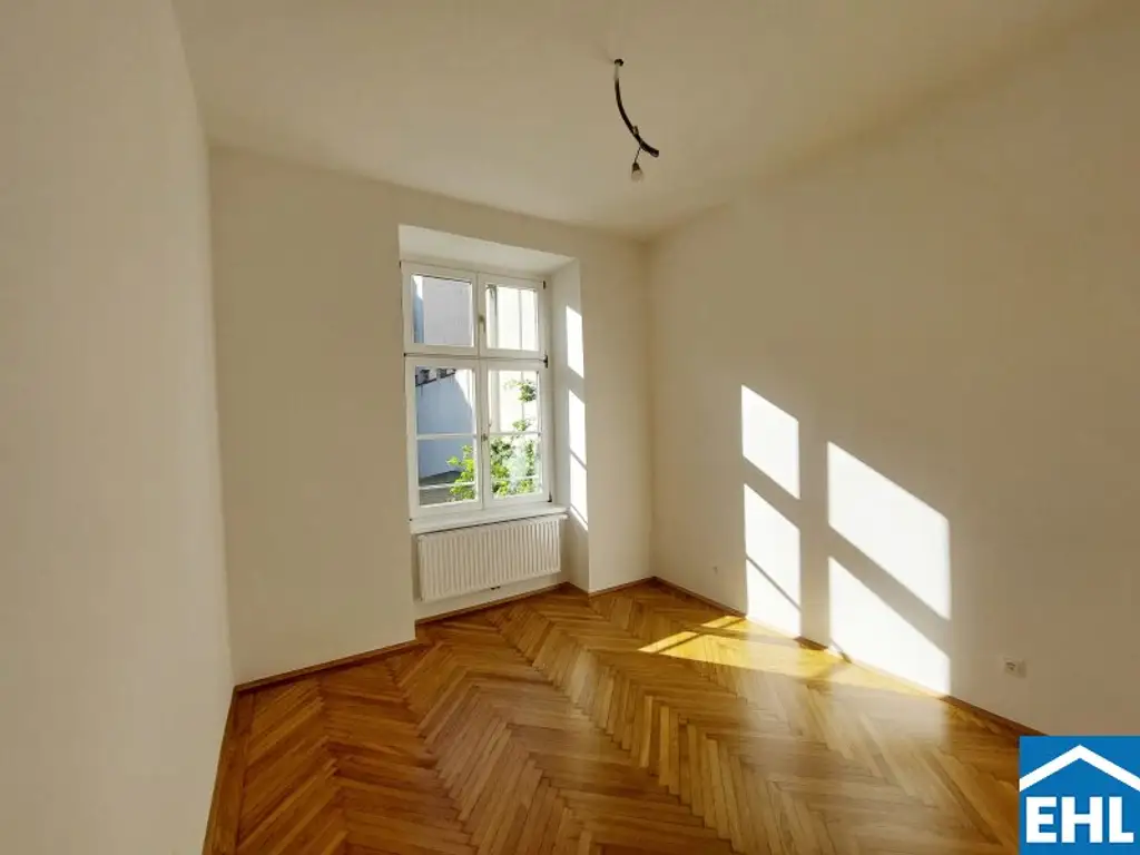 ERSTBEZUG nach Sanierung - WG-Hit mit 6 Zimmer im Karmeliterviertel