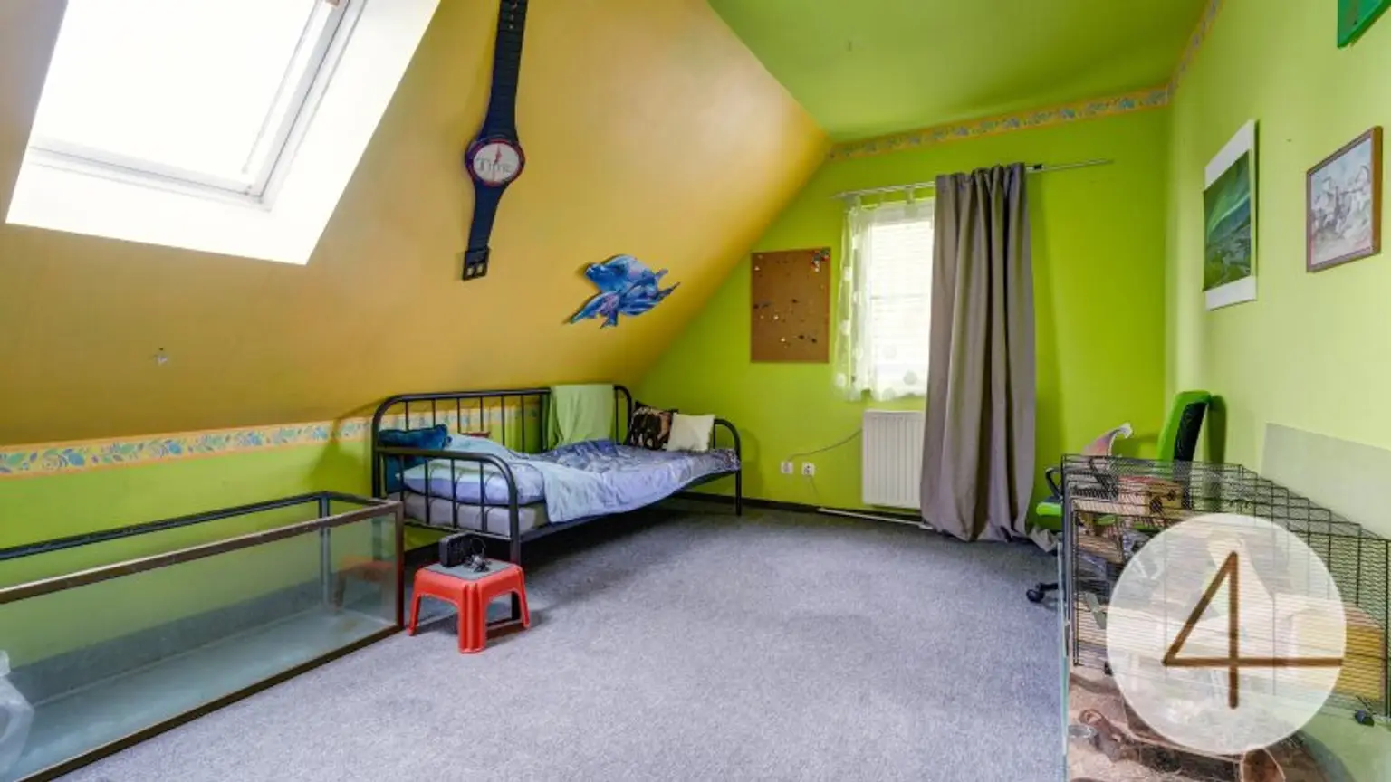 Ihr neues Zuhause: Stilvolles Einfamilienhaus mit Pool in ruhiger Lage