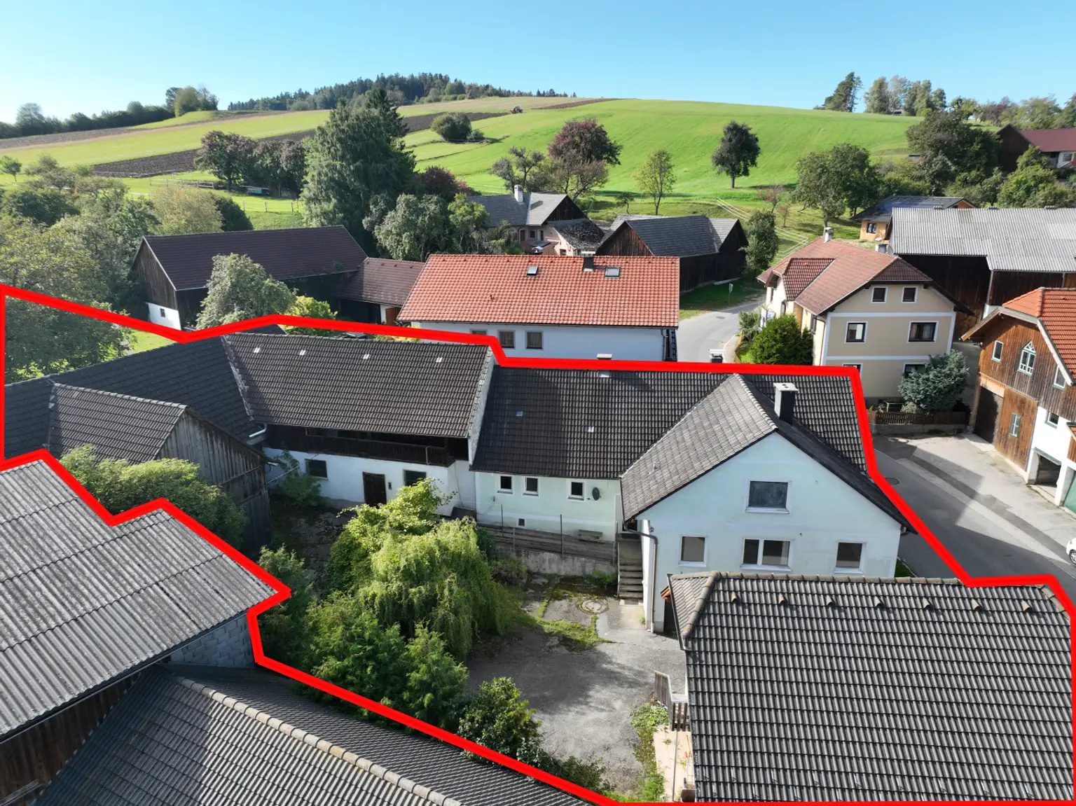 Bauernsacherl mit Nebengebäude